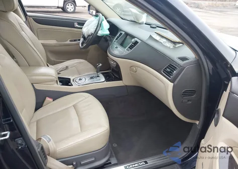 2009 Hyundai Genesis 4.6 z USA, uszkodzony, nr VIN KMHGC46FX9U032514